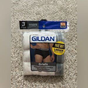 Gildan Men’s White Briefs